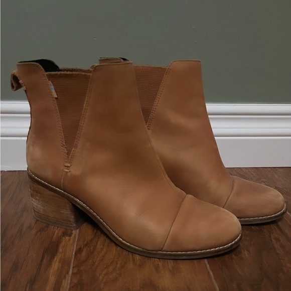 Toms Everly Tan Nubuck Heeled Boot Size 8 - Picture 2 of 3